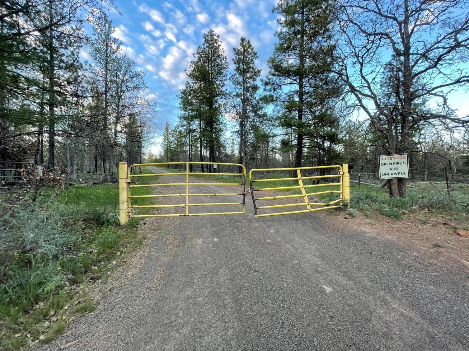 Готель Treehouse Ranch Goldendale Екстер'єр фото