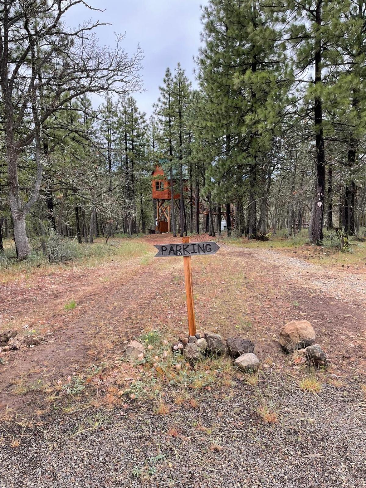 Готель Treehouse Ranch Goldendale Екстер'єр фото